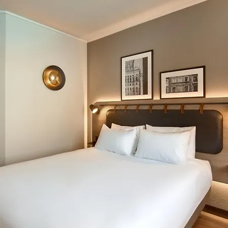 Campanile Hotel 3*