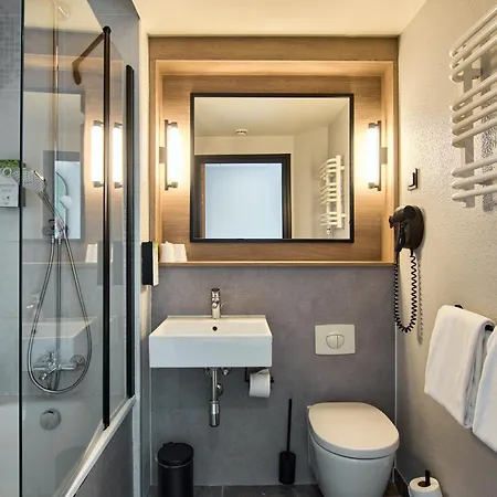 Hotel Campanile Prime - 3*