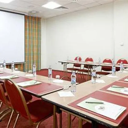 Hotel Campanile 3*