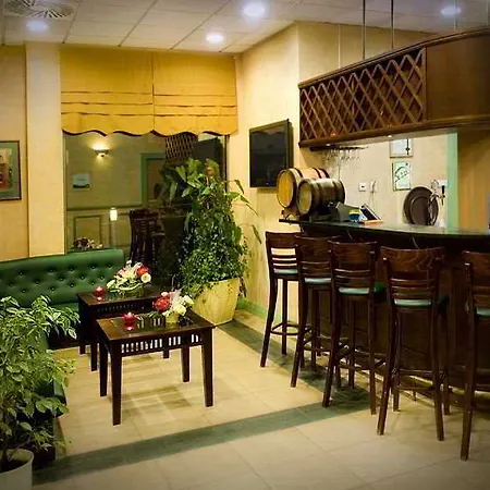 Campanile Hotel 3*
